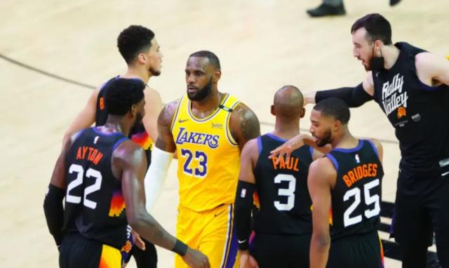 季后赛生死战来临 詹姆斯能否再演“死亡之瞳”？